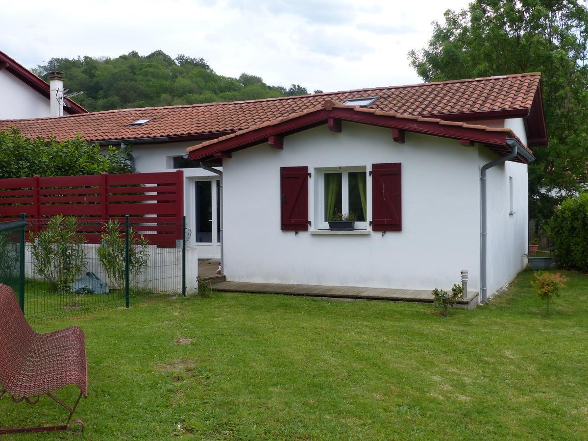 Gite Botiga Saint-Jean-le-Vieux  Buitenkant foto